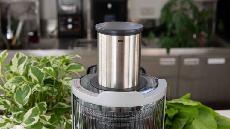 MÁY ÉP TRÁI CÂY UNIBLEND SS-83 - MÁY ÉP NHANH - Ảnh 3